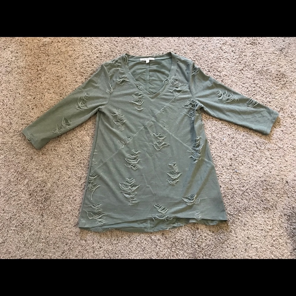 Indigo thread co. Tee Shirt size small